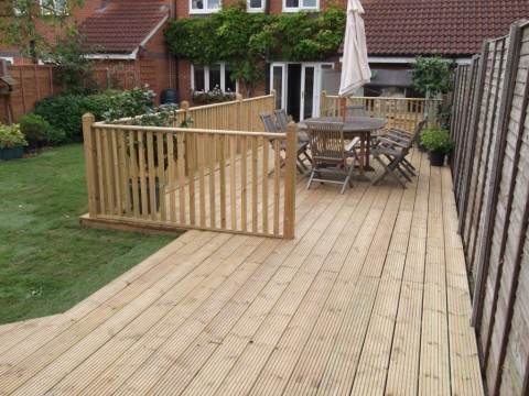 Decking in progress 04